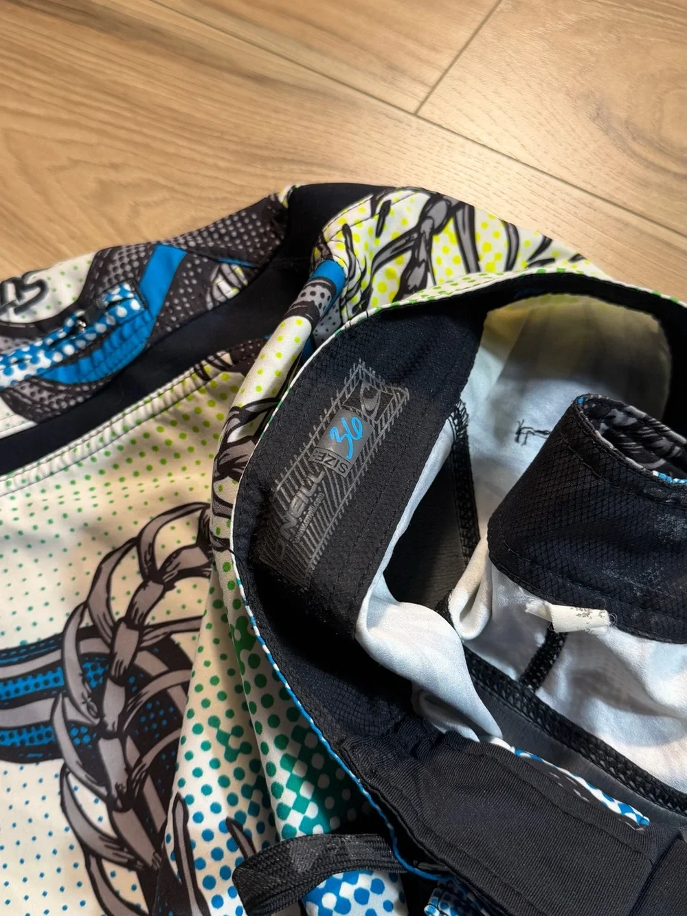 O'Neill Men's Blue, White & Lime Graphic Board Shorts